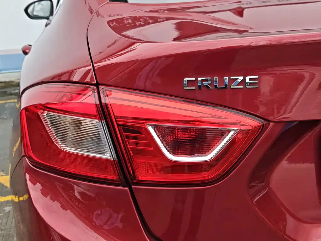 Chevrolet Cruze — миниатюра 9