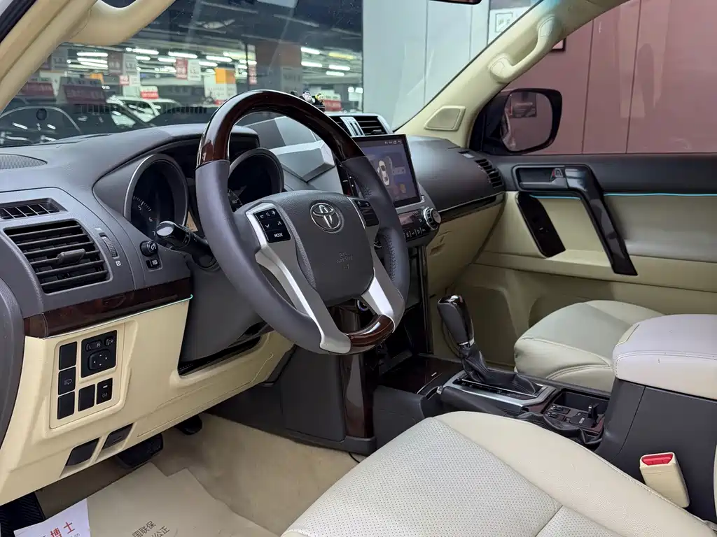 Toyota Prado (Import) — миниатюра 9