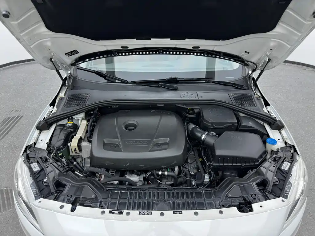 Volvo S60 2018 S60L T3