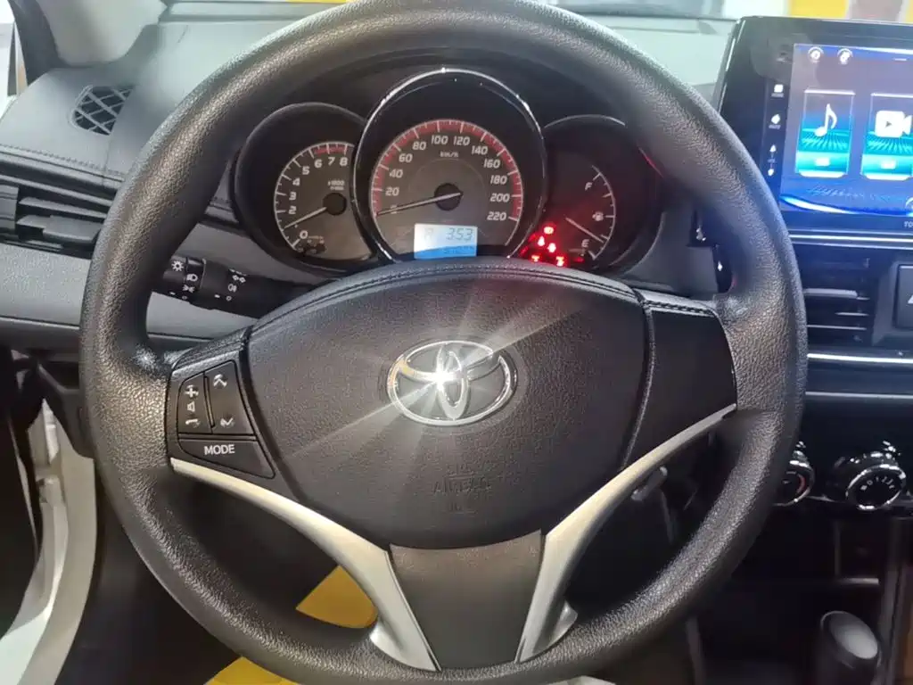 Toyota Vios FS — миниатюра 11