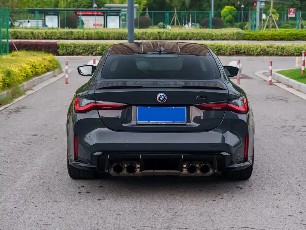 BMW M4 2022 M4 M xDrive M 50