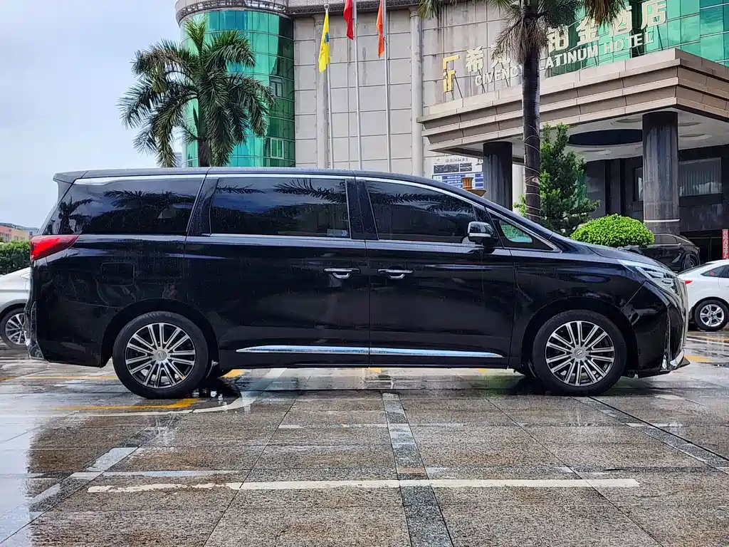 GAC Motor Trumpchi M8 — миниатюра 4