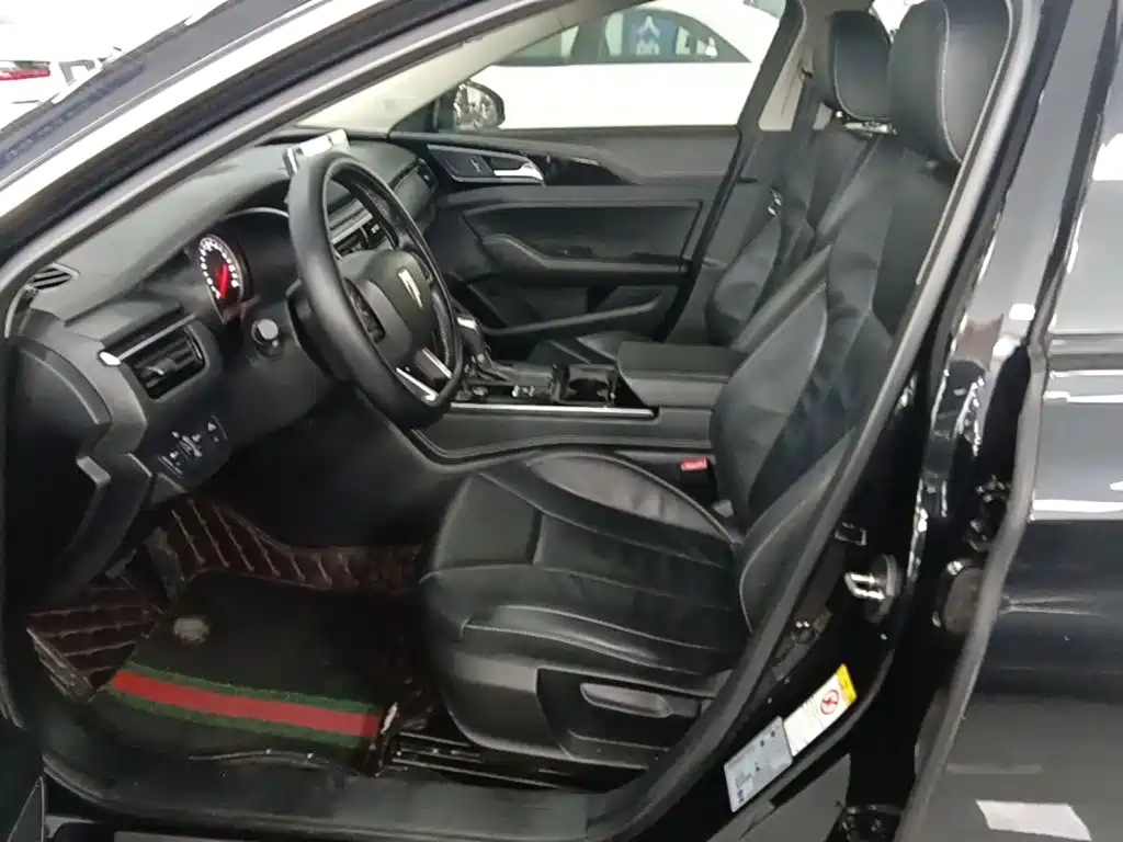 Hongqi Hongqi H5 — миниатюра 15