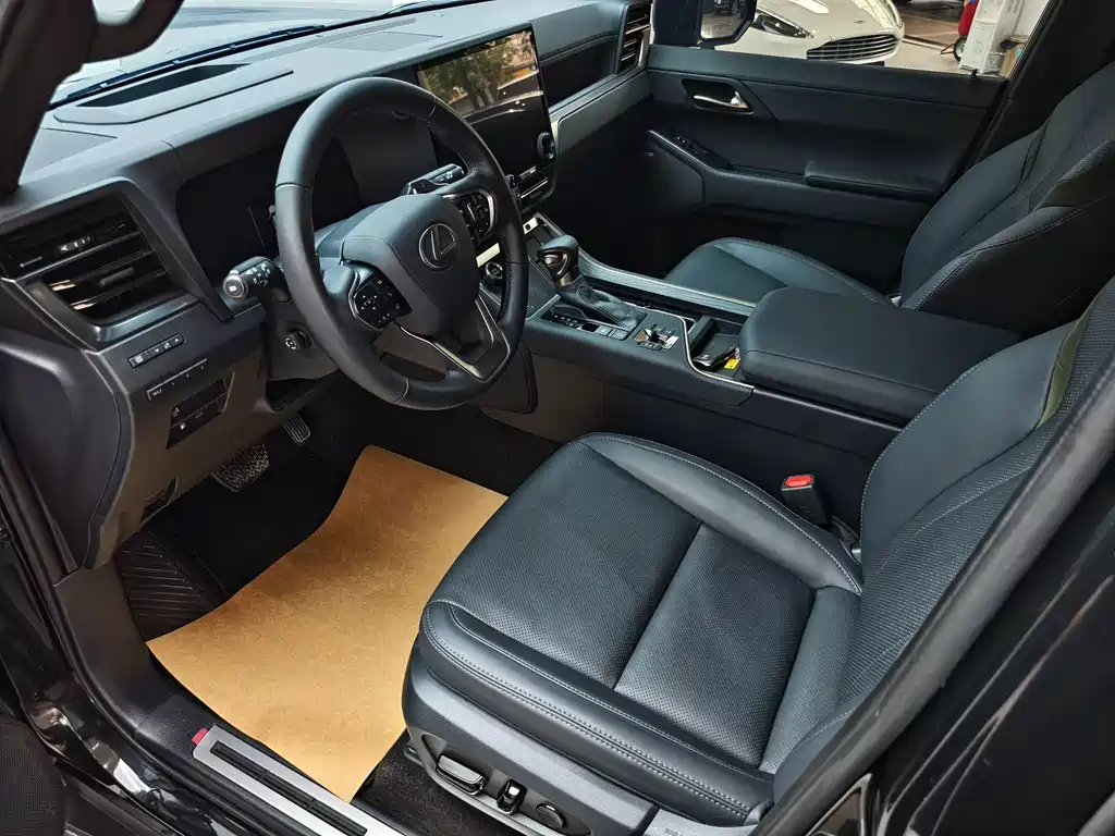 Lexus GX — миниатюра 5
