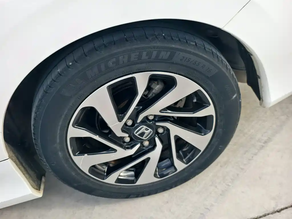Honda Civic — миниатюра 11