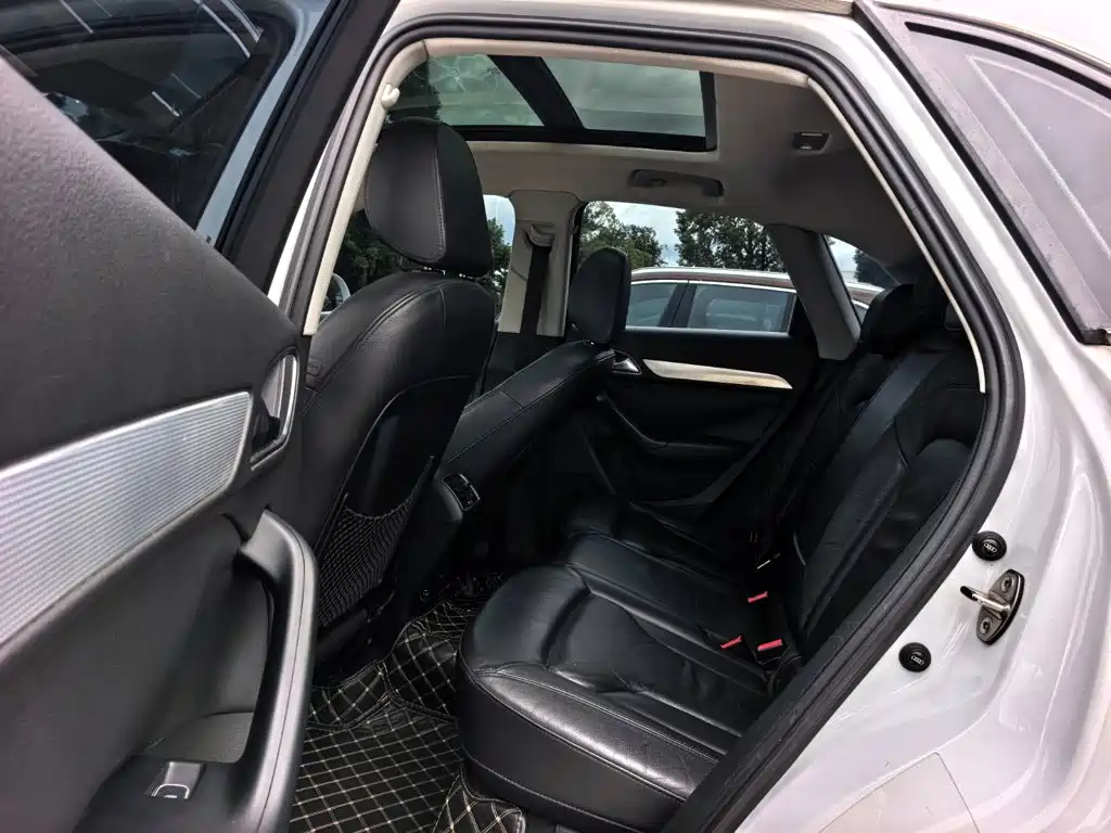 Audi Q3 — миниатюра 8