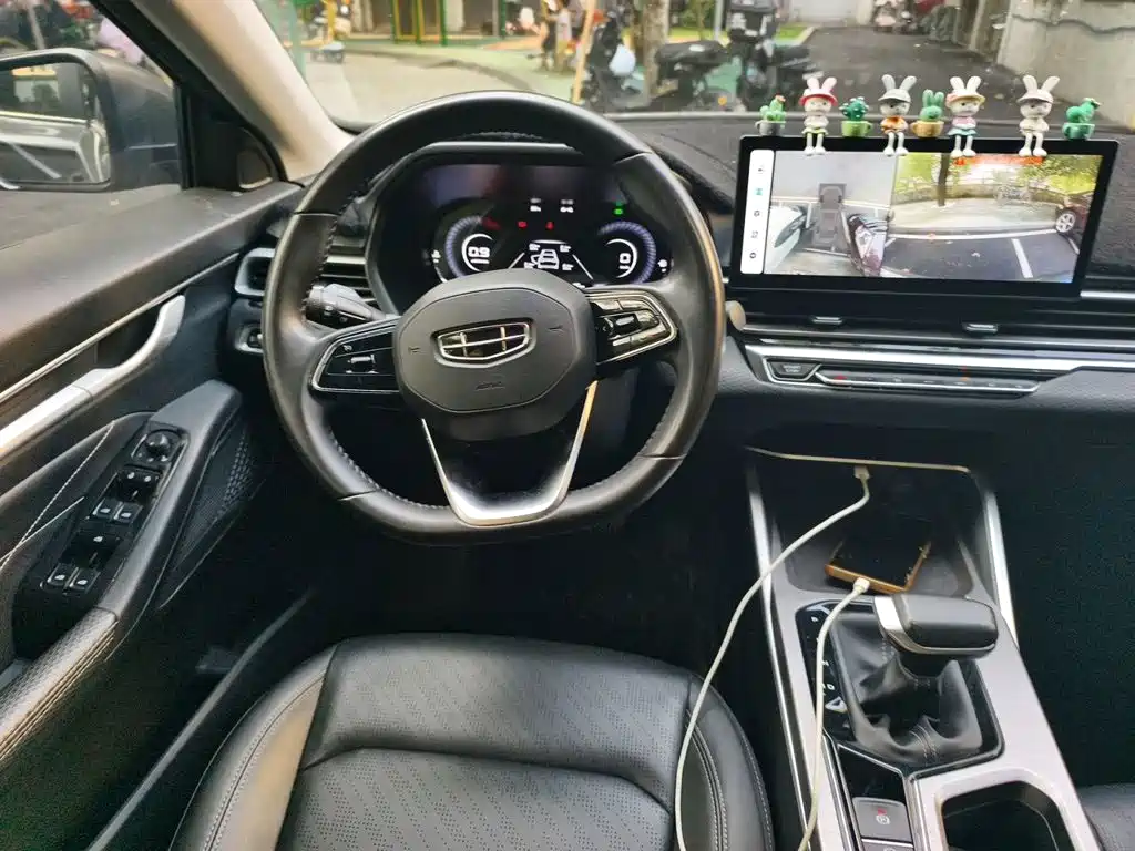 Geely Emgrand — миниатюра 6