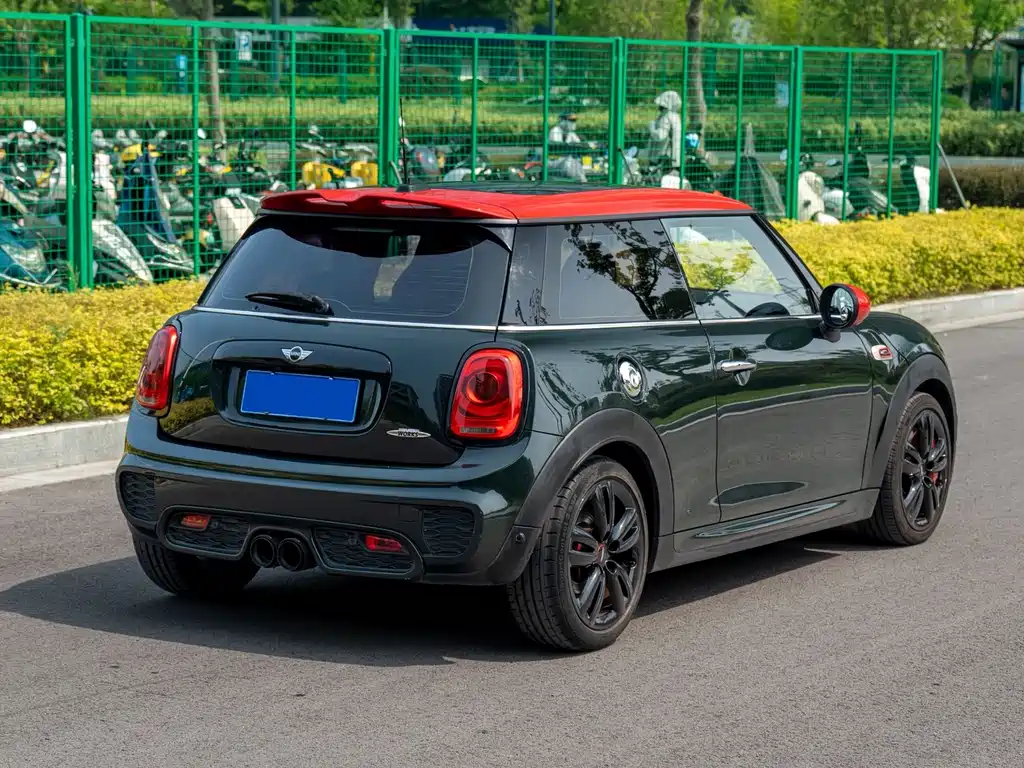 Mini JCW 2017 2.0T JOHN COOPER WORKS