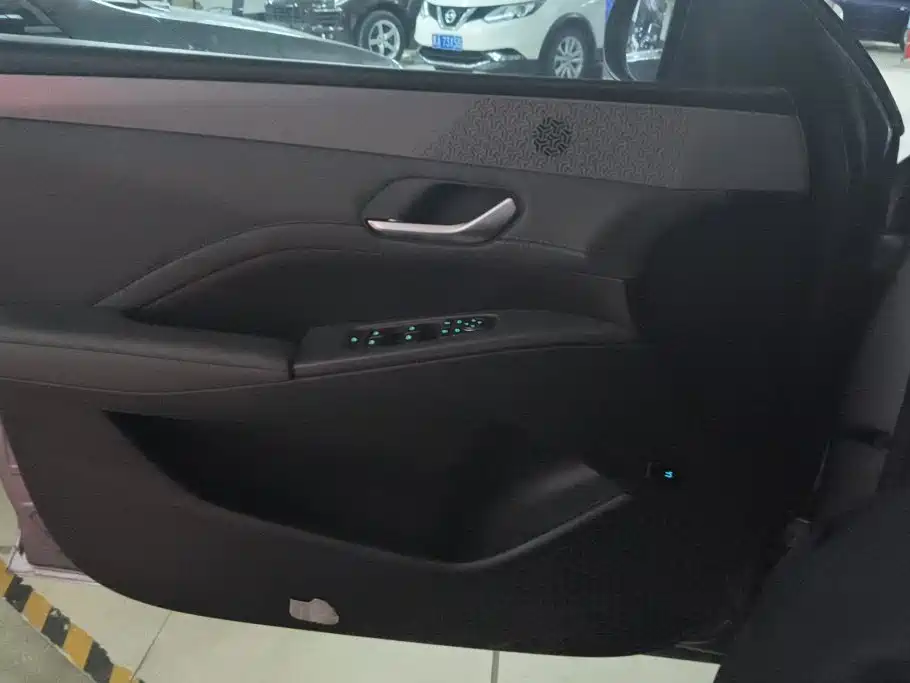 BYD Qin PLUS — миниатюра 7