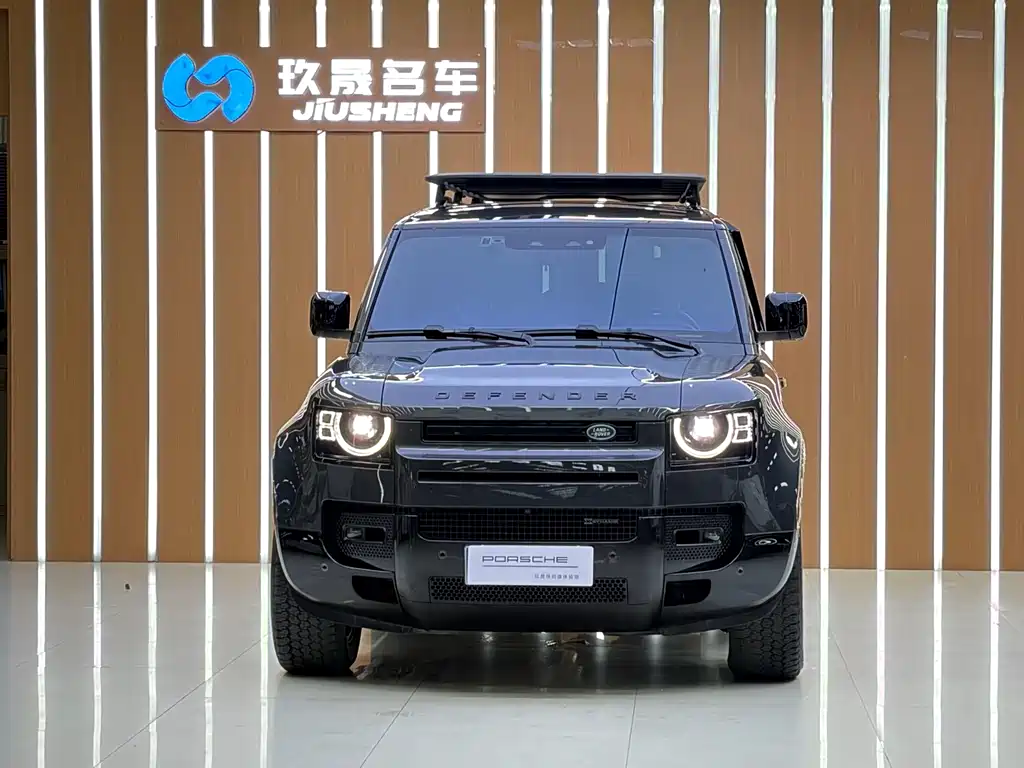 Land Rover Defender — миниатюра 2