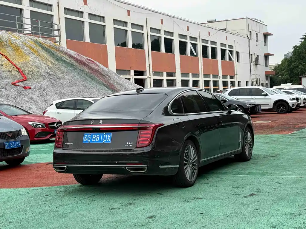 Hongqi H9 2022 2.0T