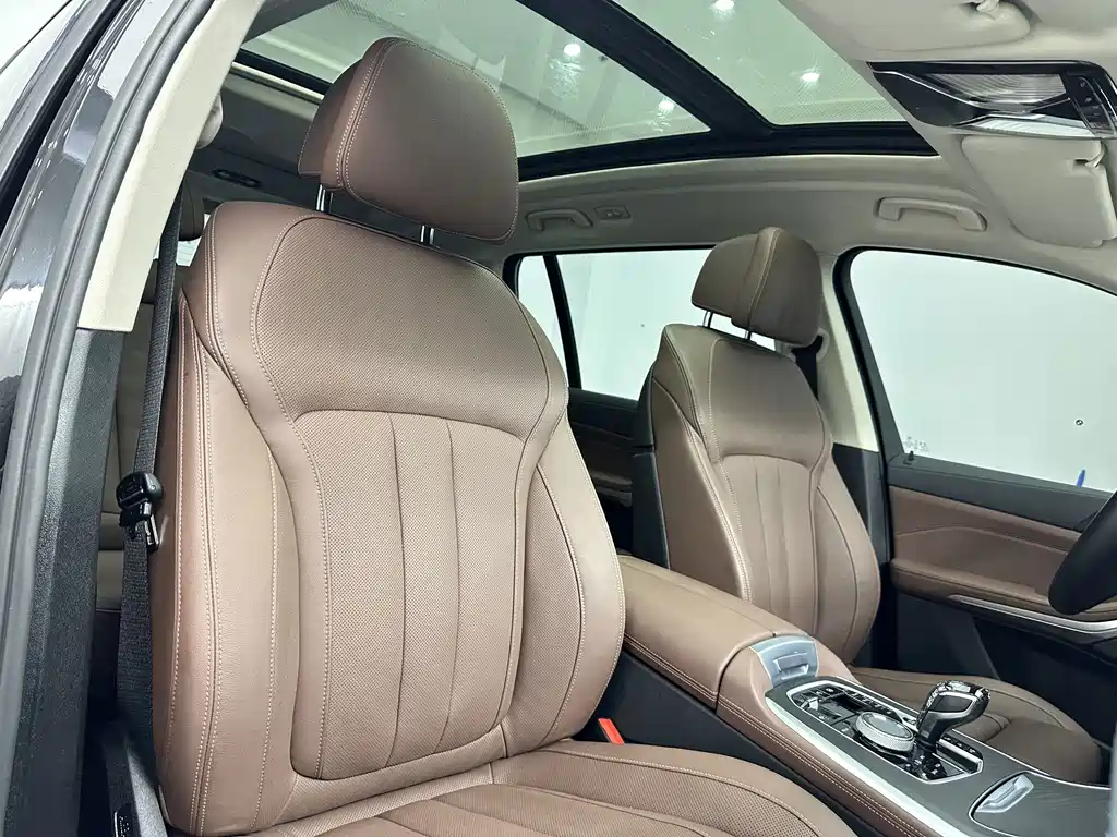 BMW X7 — миниатюра 16