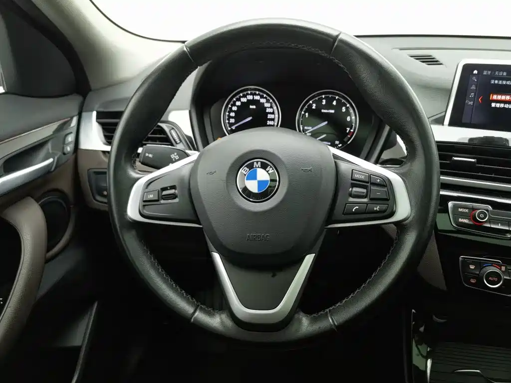 BMW X2 — миниатюра 11