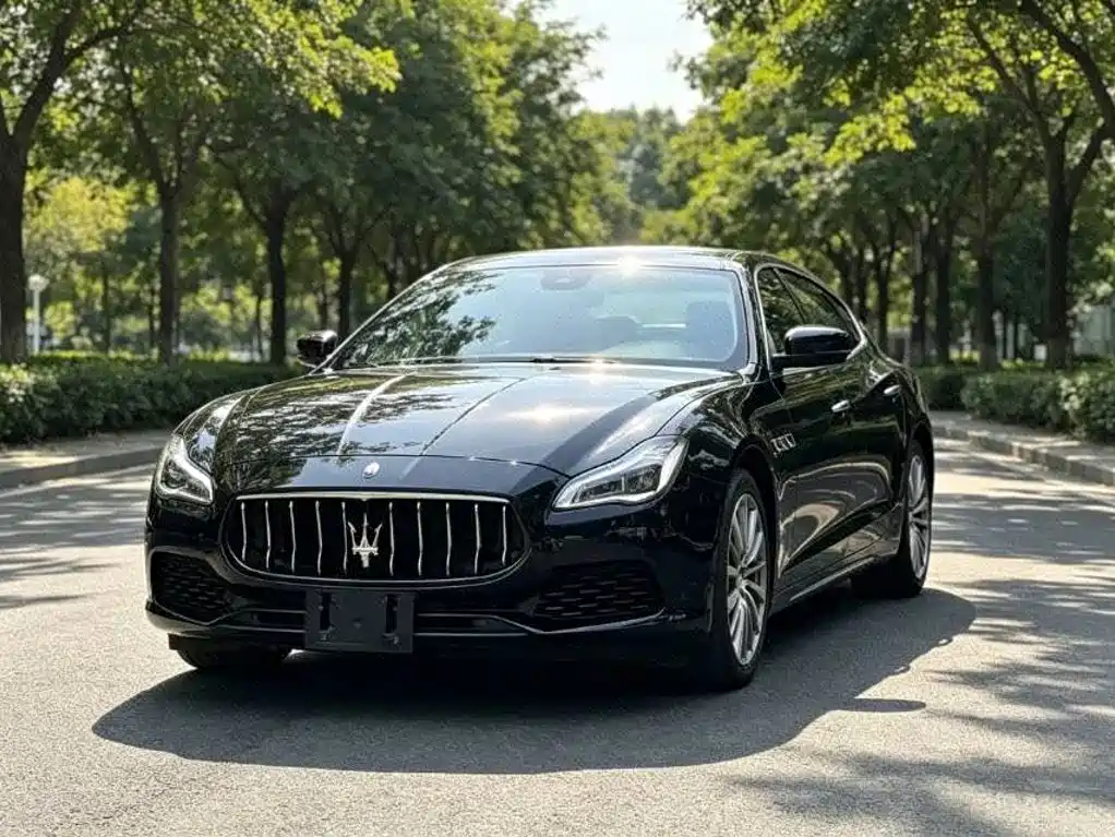 Maserati Quattroporte