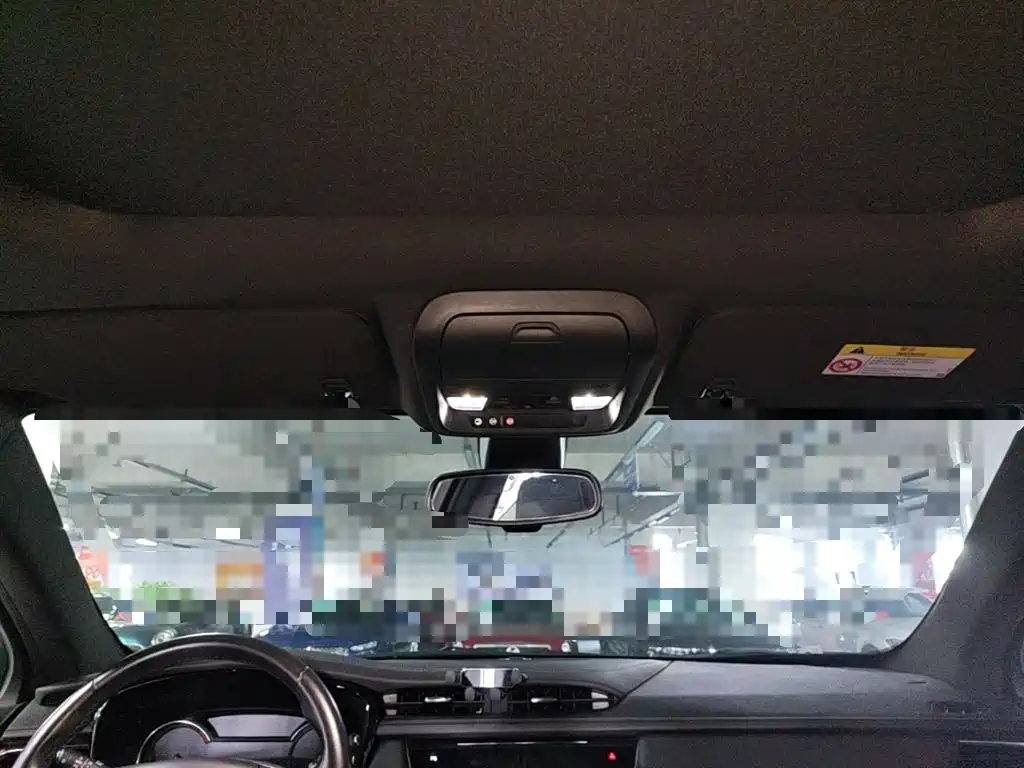 Cadillac XT5 — миниатюра 18