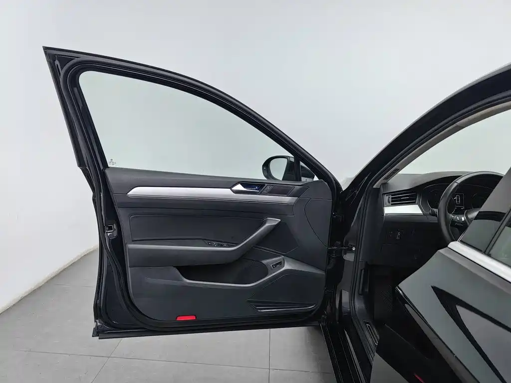 Volkswagen Magotan — миниатюра 8