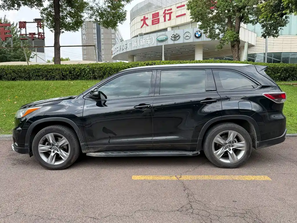 Toyota Highlander — миниатюра 3