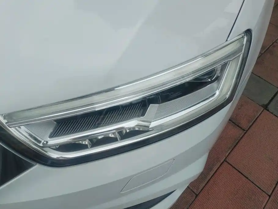 Audi Q3 — миниатюра 5