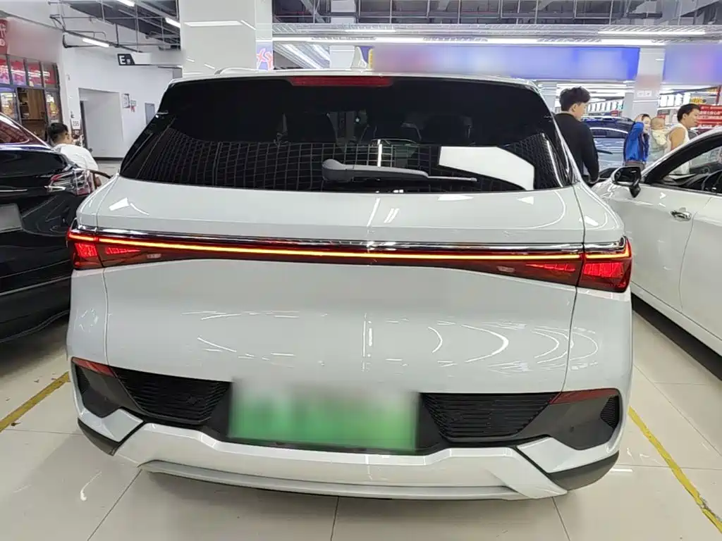 BYD Yuan Plus — миниатюра 6