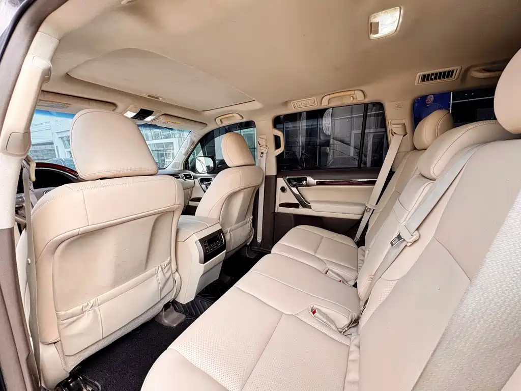Lexus GX — миниатюра 6