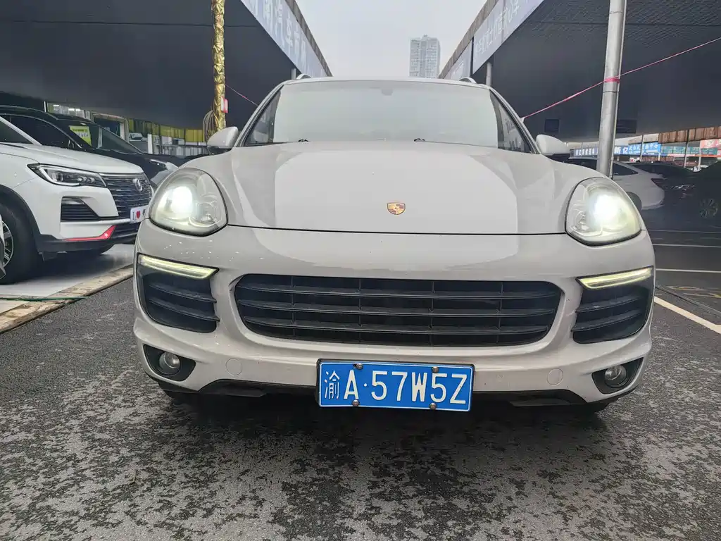 Porsche Cayenne — миниатюра 2
