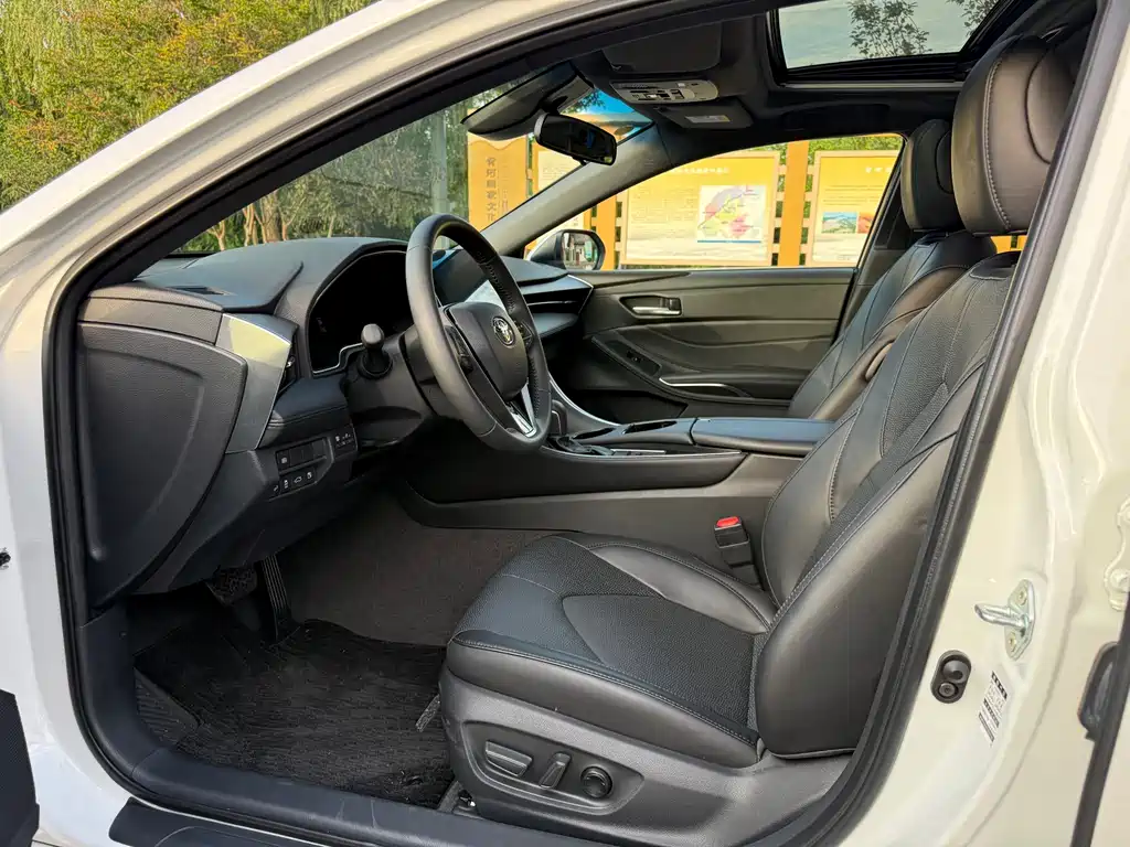 Toyota Avalon 2023 2.0L Luxury