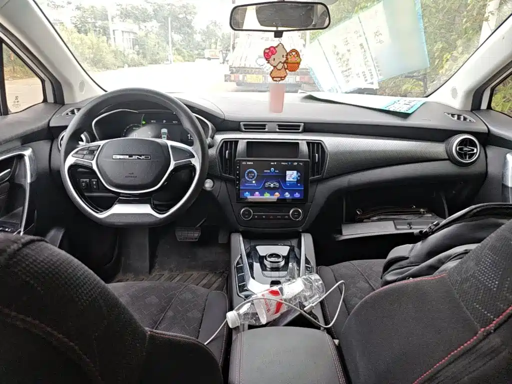 BAIC EU5 — миниатюра 10