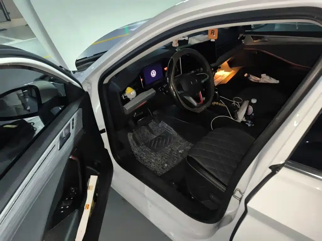 Volkswagen Sagitar — миниатюра 14