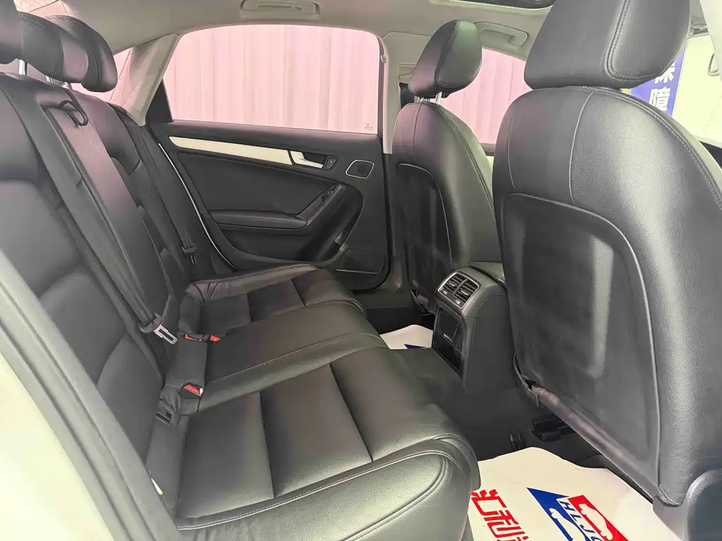 Audi A4L — миниатюра 14