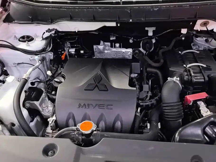 Mitsubishi ASX — миниатюра 10
