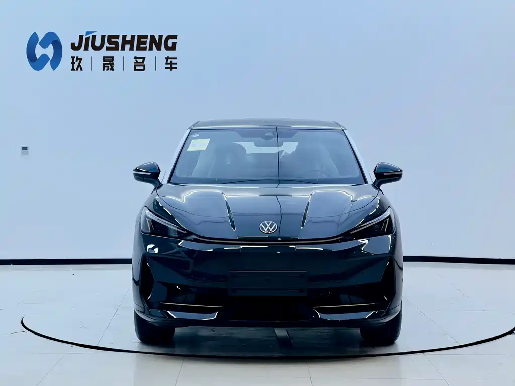 Volkswagen 06 2025 Pure