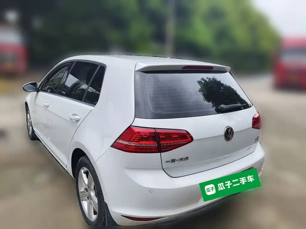 Volkswagen Golf — миниатюра 4