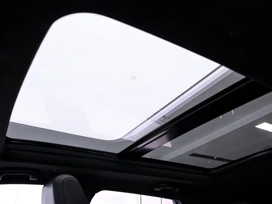 Cadillac XT5 — миниатюра 11