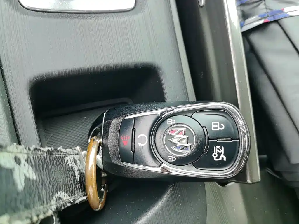 Buick LaCrosse — миниатюра 9