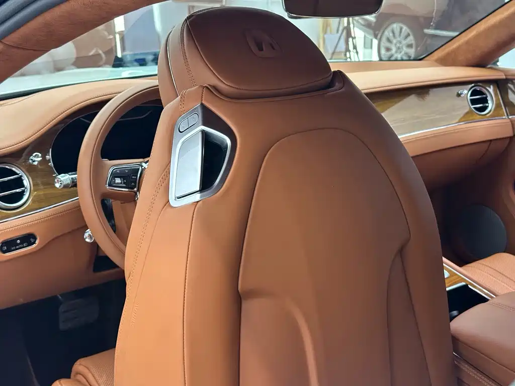 Bentley Continental — миниатюра 31