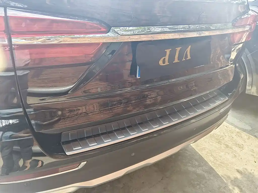 Roewe RX8 — миниатюра 17