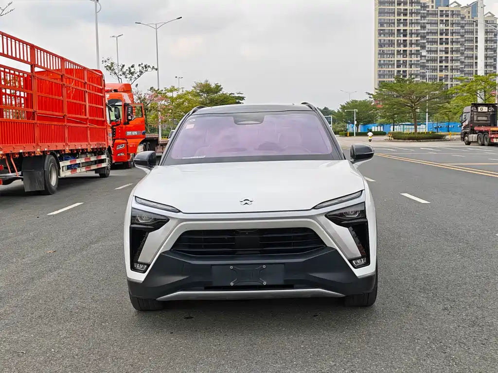 NIO ES8 — миниатюра 9
