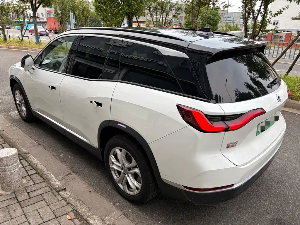 NIO ES8 — миниатюра 7