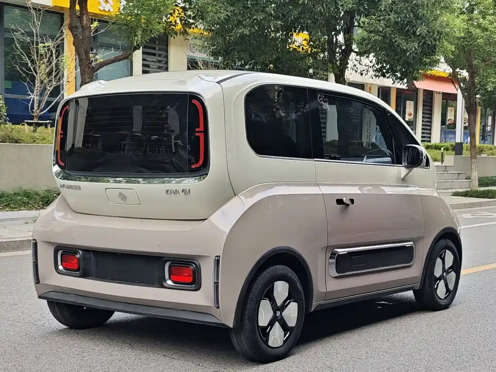 Baojun KiWi EV — миниатюра 5