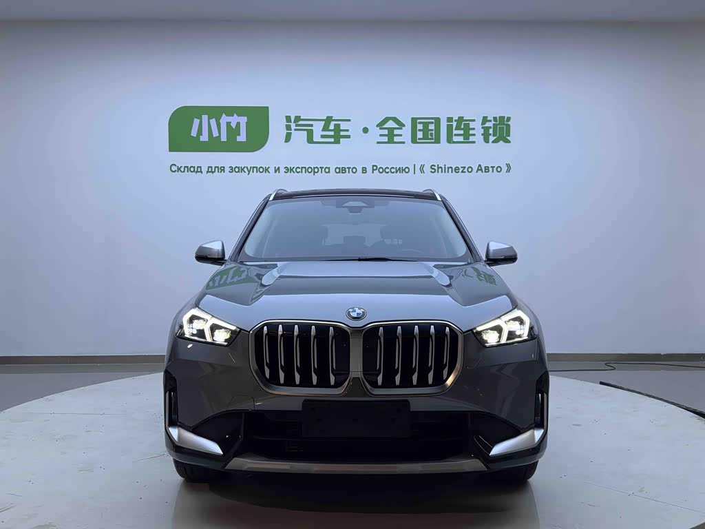 BMW X1 1.5 л 2023 г. Серебристо-серый, пробег 36000 км