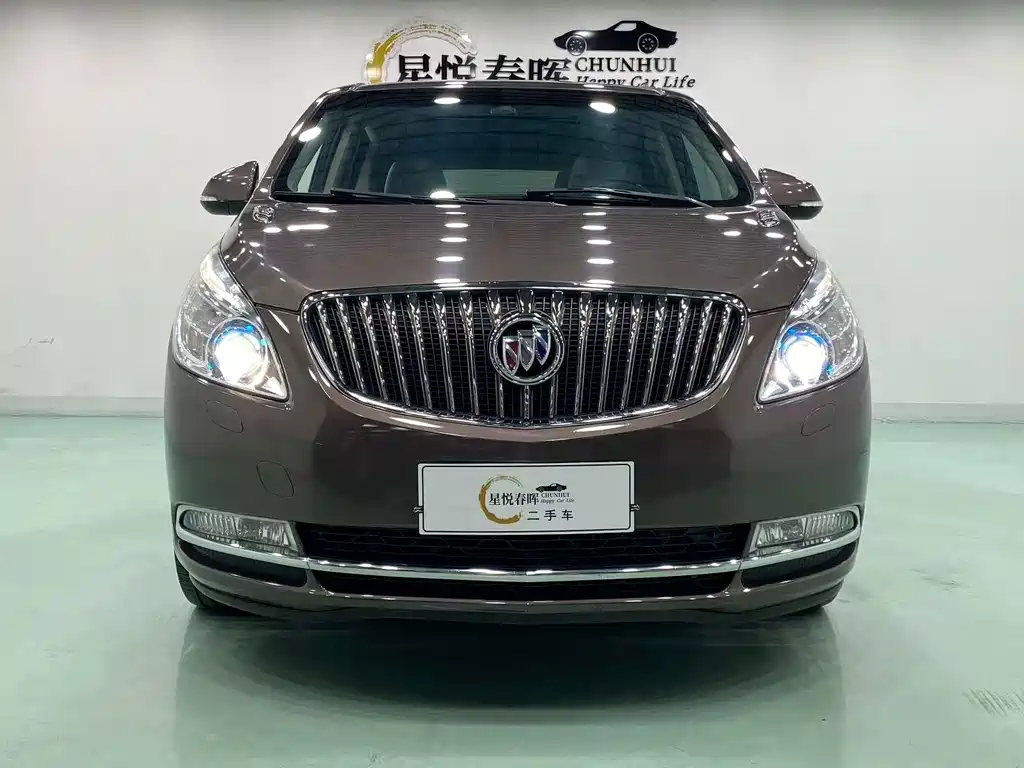 Buick GL8 — миниатюра 2