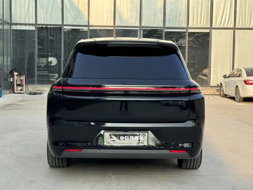 Li Auto Li L8 — миниатюра 20