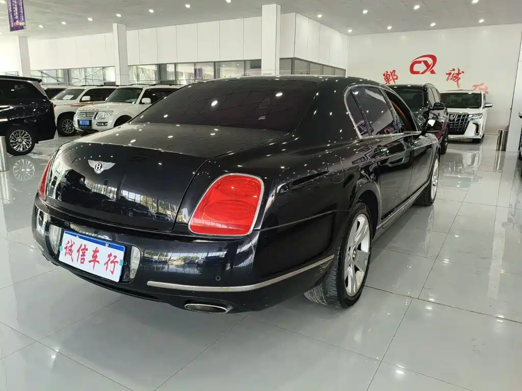 Bentley Flying Spur — миниатюра 4