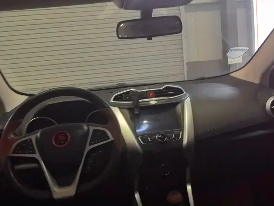 BYD Yuan — миниатюра 12