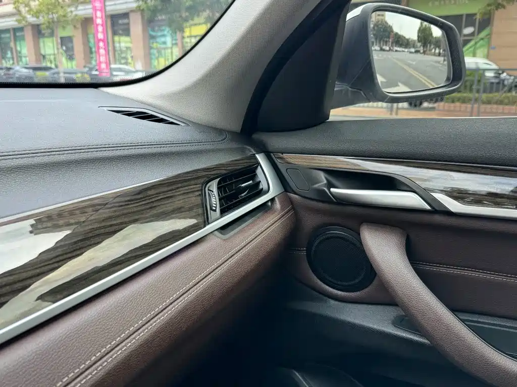 BMW X1 — миниатюра 20