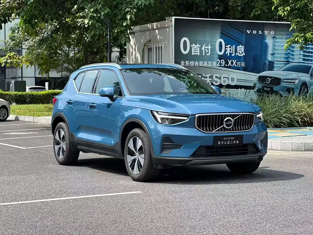 Volvo XC40 — миниатюра 3