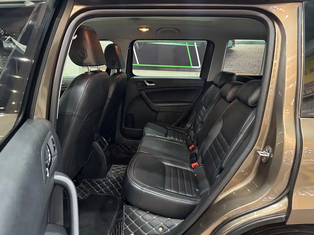 Skoda Yeti — миниатюра 12