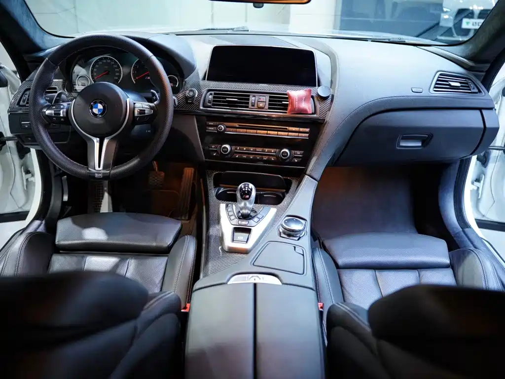 BMW M6 — миниатюра 37