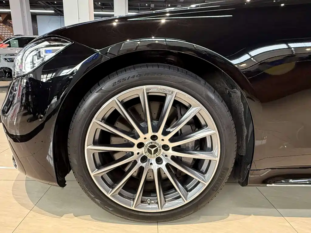 Mercedes-Benz S-Class — миниатюра 7