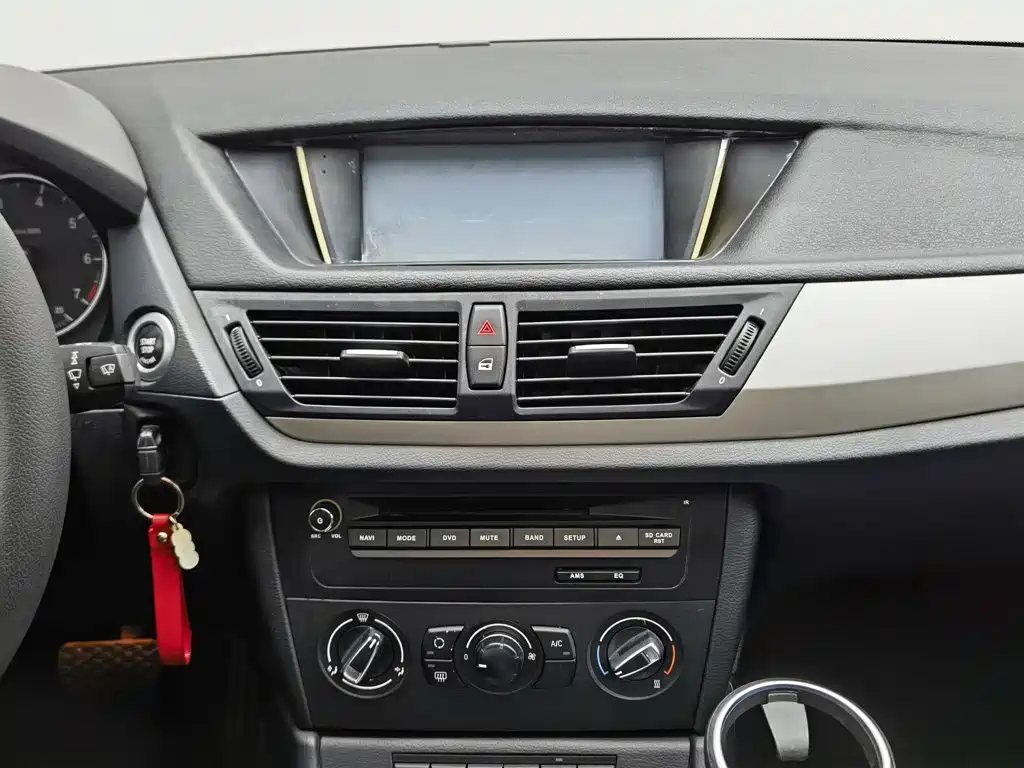 BMW X1 — миниатюра 12